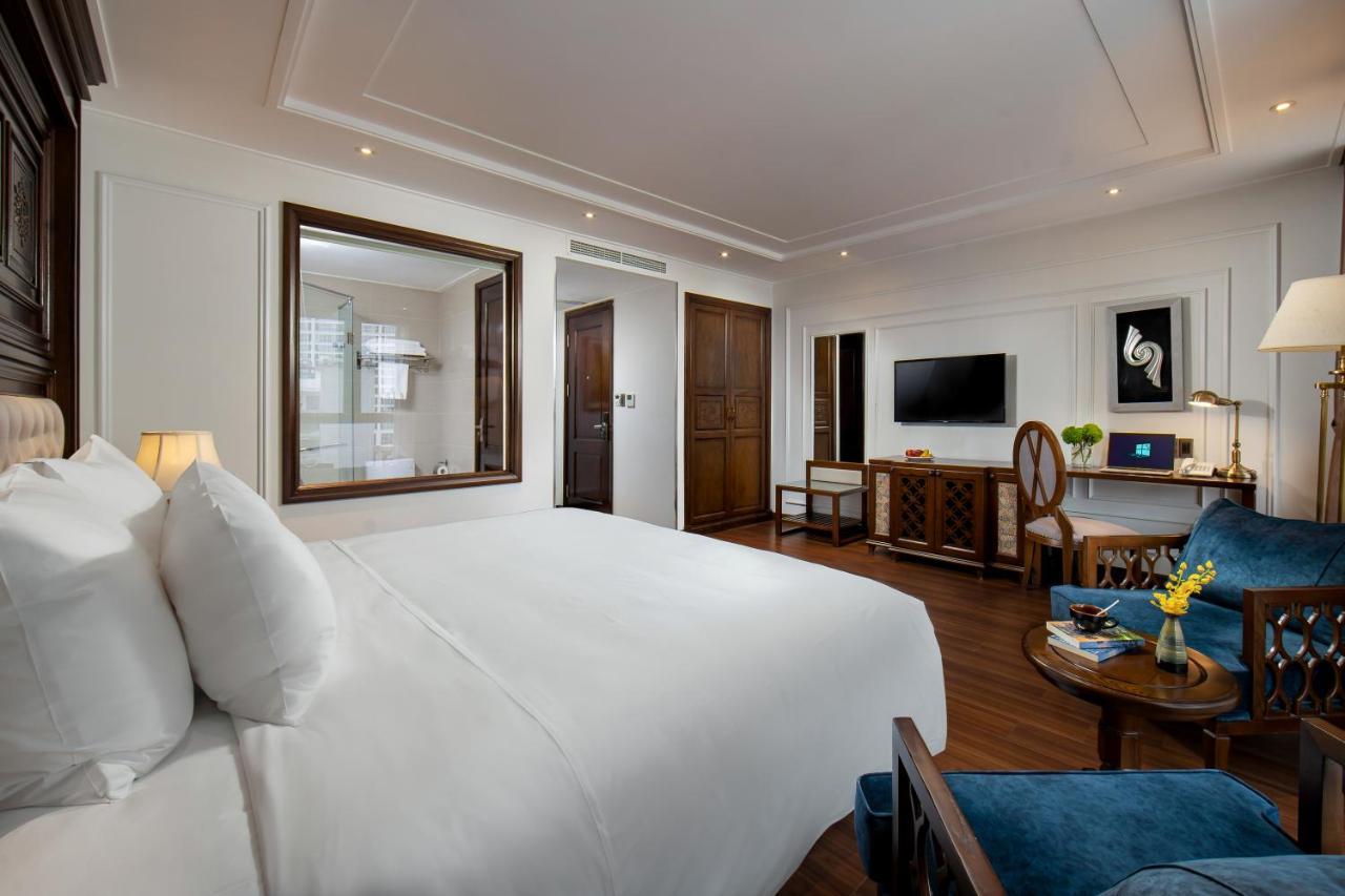 The Q Hotel Hanoi Exterior photo