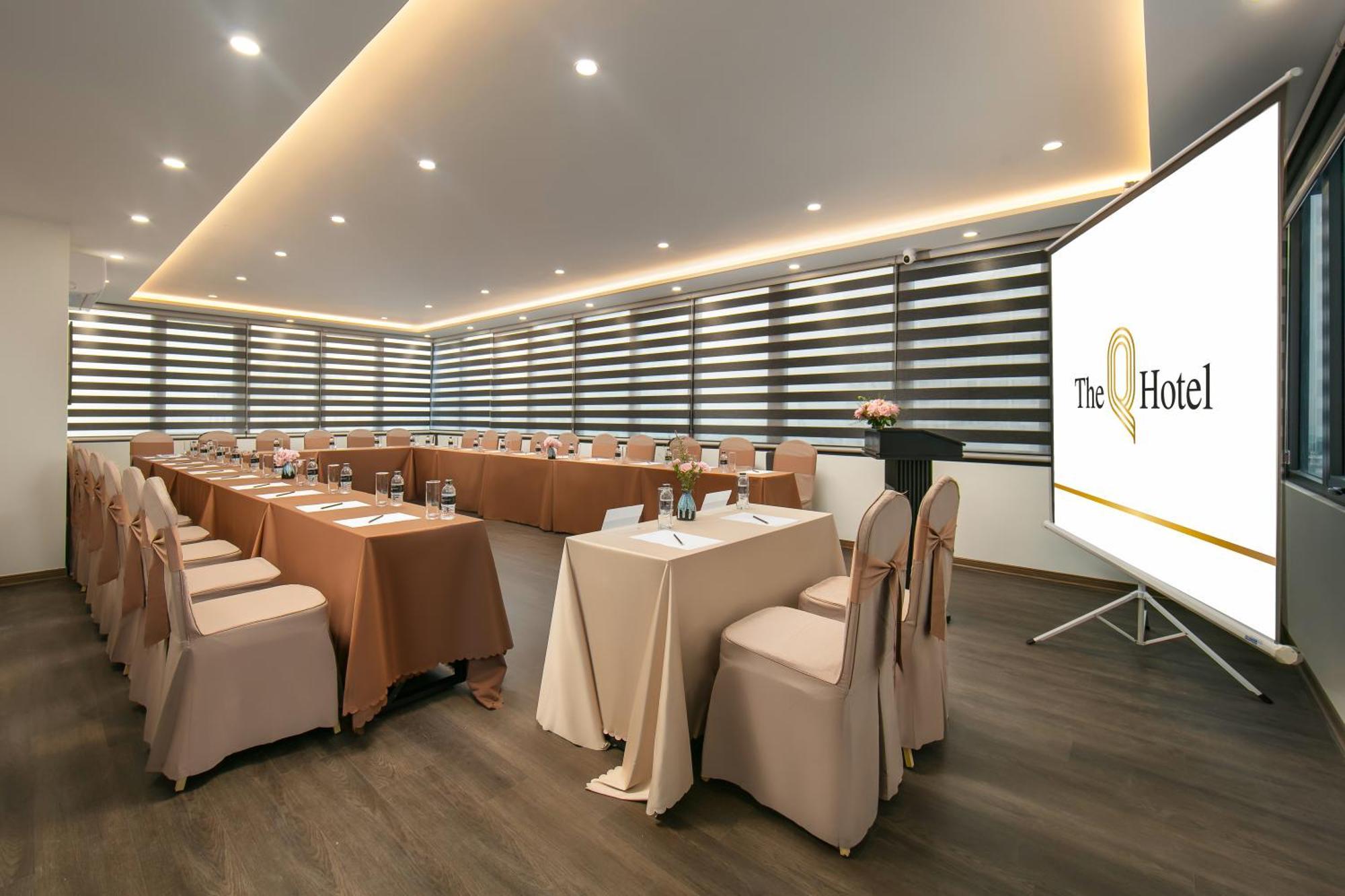 The Q Hotel Hanoi Exterior photo